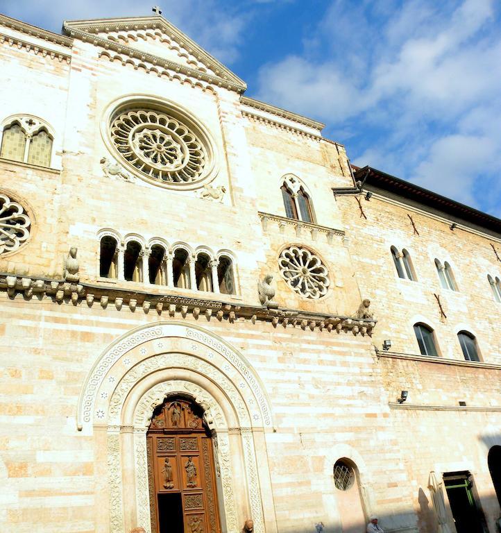 Residenza Mazzini Foligno Rum bild